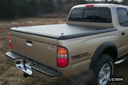 01-04 Toyota Tacoma Quad Cab 5' Short Bed Undercover Hard Tonneau Cover