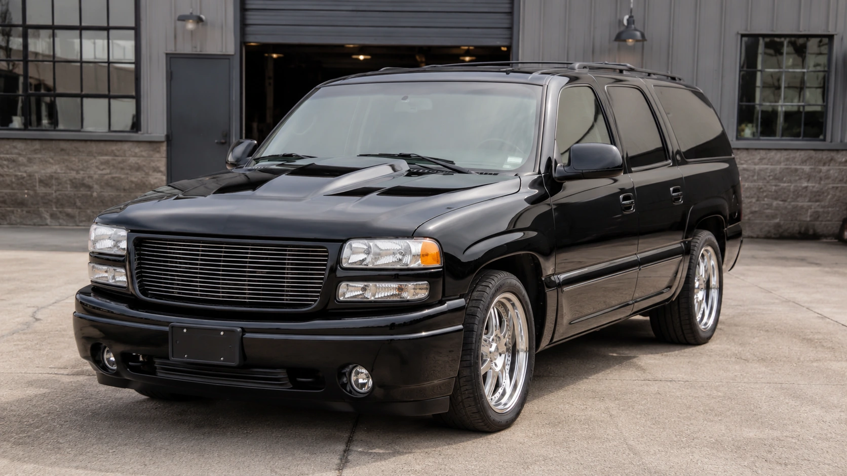 2004 GMC Yukon Hood
